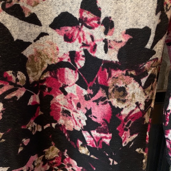 Papillon ¾” Sleeve Dress - Picture 3 of 4